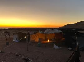 Bedouin home. Stay and guiding, budgethotell i Al Khuraybah