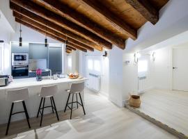 Apartamentos Hartzenbusch, hotel em Teruel