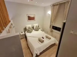 Studio chaleureux & moderne, région bruxelloise