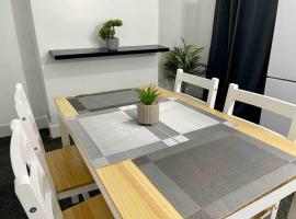 Home In Medway Chatham, hotel di Chatham