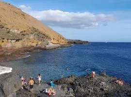 Costa del Silencio Playa Montaña Amarlla,pools,wifi