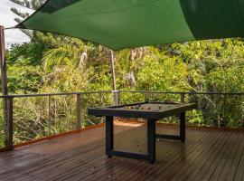 Serenity - Gold Coast hinterland getaway for a couple, family or group, hotel di Mount Tamborine