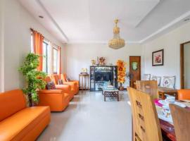 House Staycation Tagaytay، فيلا في تاجيتاي