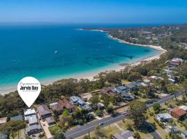 The Nest on Collingwood by Experience Jervis Bay, hotel in Vincentia