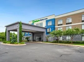 Holiday Inn Express & Suites - Mobile - I-65 by IHG