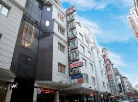 Hotel Grand Godwin Near New Delhi Railway Station