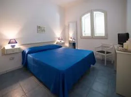 Le Bianche ville con patio privato a un passo dal mare