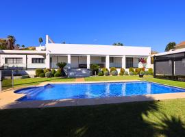 Villa lujo Costa del Sol con piscina-jacuzzi, casa vacanze a Torremolinos