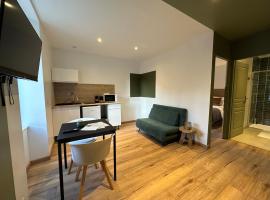 Limoges Sud-LesCinqSuites Le Saint Laurent-DABNB, accommodation in Limoges