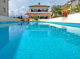 Villa Milicevo, hotel v Trogiru