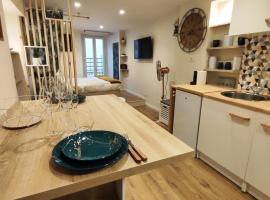 Studio vieille ville tout équipé sans ascenseur, appartement à Menton