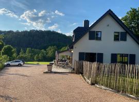 Studio & Appartement au Lac, hotel v destinaci Sart-lez-Spa