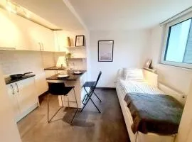New Studio in Center- BON23