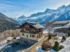 Maison Jaune, Alpes Travel, Ski in Ski Out, Sleeps 10