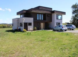 란키후에에 위치한 호텔 TuArriendoCL-Llanquihue CondWerner Casa con Acceso a Hermosa Laguna