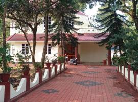 OPERA HOMESTAY, hotel en Kollam