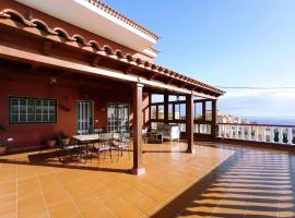 LIVE GUANCHES DE CANDELARIA, hotel with jacuzzis in Candelaria