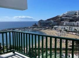 1005 Ocean view house La cascada, hotel conveniente a Puerto Rico de Gran Canaria