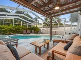 Siesta Key Oasis with Outdoor Pool and Screened Lanai!