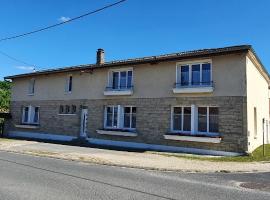 Gîte Le Bois d Argonne, casa o chalet en Le Vieil-Dampierre