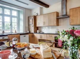 The Bladon Farmhouse, holiday rental in Woodstock