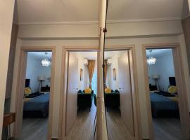Luxury Privé Penthouse, hotel in Serres