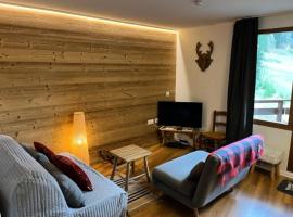 Residence Le Grand Bois - maeva Home - Appartement 2 pièces 4 personnes - Sélection MAE-5824, hotel in La Tania