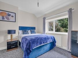 Doncaster DN8 Elegant 3 Bedrooms Travellers Contractors Haven Free Parking, hotel in Thorne