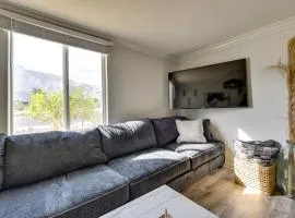 Private Patio, Community Perks Palm Springs Condo