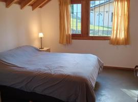 Casita 2 ambientes, hôtel à San Carlos de Bariloche près de : Serena Bay