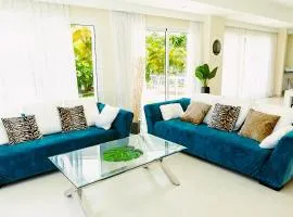 Private Iberosta Villa Fortuna - 4BDR, Pool & Private Beach