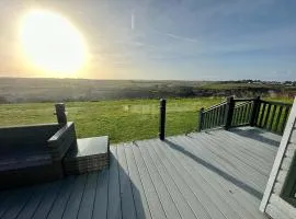 Luxury 3 bedroom Maple View Lodge, Newquay, Cornwall