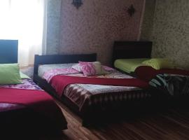 La Perla Cuencana Hostal, habitación en casa particular en Cuenca