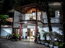 Golden Star Guest House, homestay di Jaffna