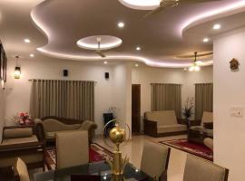 “Paradise”- A home you love!, hotel with parking in Cheruvalli
