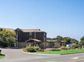 Holiday Inn Express Fort Bragg by IHG, hotel en Fort Bragg