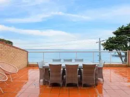 Beachfront Bliss - shared indoor pool & spa