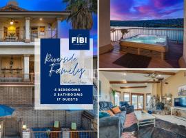 Riverfront Gem, Spa, Games, BBQ, Pet-Friendly!, hotel de playa en Bullhead City