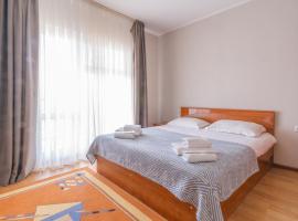 Арт-отель ololoFamily, khách sạn gia đình ở Chon-Sary-Oy