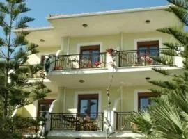 Patra's Apartments Kleopatra and Komissa