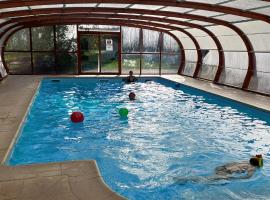 Le Village de la Champagne - Slowmoov – hotel w mieście Bar-sur-Aube