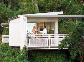 "La Ravine" privé, luxe, avec une vue unique, hotel in Saint-Joseph