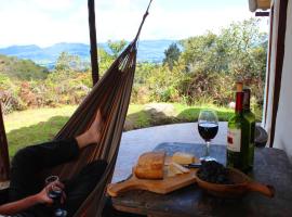 Jardin Colibri RNT 33633, hotel in Guatavita