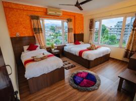 Hotel Himalayan Inn, hotel en Pokhara