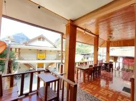 phoulisack guesthouse