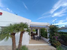 Villa Torrents, hotel di Calafat