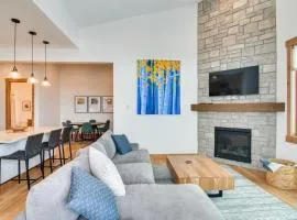 Winter Park Retreat: Balcony, Hot Tub & Fireplace!