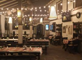 Guest House Dan Kolov, hotel in Sennik