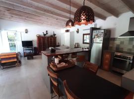 Loft Leloir, hotel en Villa Leloir
