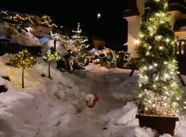 Ubytování v soukromí - Apartmán MERAN, hotel com piscina em Svoboda nad Úpou